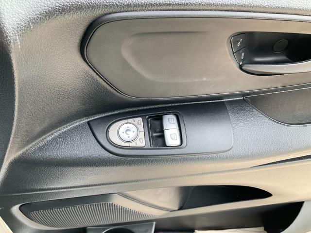 2021 Mercedes-Benz Vito 116Cdi Progressive Van 9G-Tronic (KM71GJG) Image 37