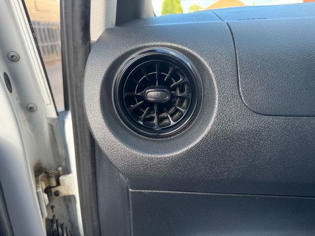 2021 Mercedes-Benz Vito 116 CDI Progressive Van 9G-Tronic (KM71JBV) Image 48