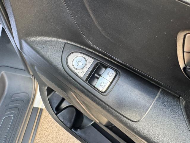 2021 Mercedes-Benz Vito 116 CDI Progressive Van 9G-Tronic (KM71JBV) Image 19