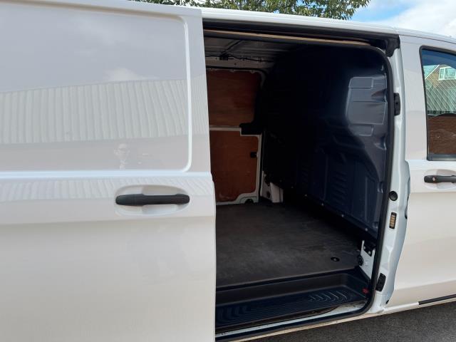 2021 Mercedes-Benz Vito 116 CDI Progressive Van 9G-Tronic (KM71JBV) Image 52