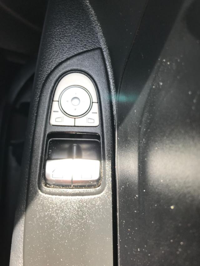 2021 Mercedes-Benz Vito 116Cdi Progressive Van 9G-Tronic (KM71LRF) Image 31