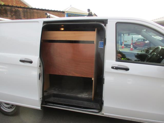 2021 Mercedes-Benz Vito 116Cdi Progressive Van 9G-Tronic (KM71NXR) Image 32