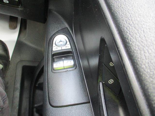 2021 Mercedes-Benz Vito 116Cdi Progressive Van 9G-Tronic (KM71NXW) Image 16