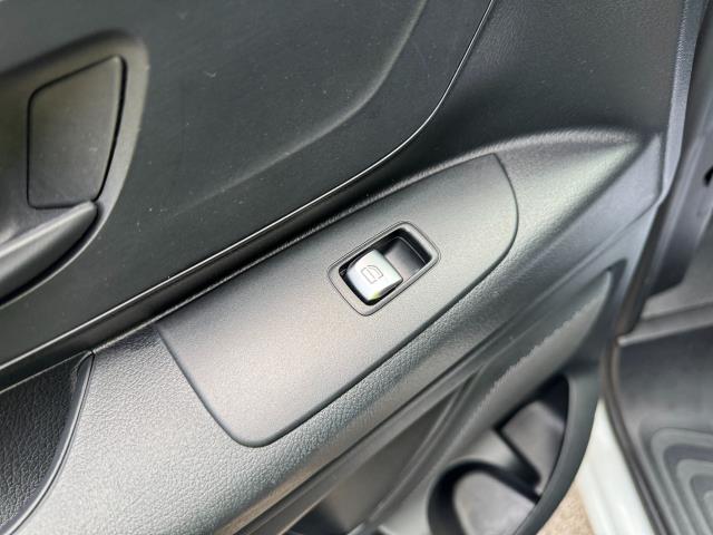 2021 Mercedes-Benz Vito 116 CDI L3 Progressive Van 9G-Tronic (KM71NYP) Image 40