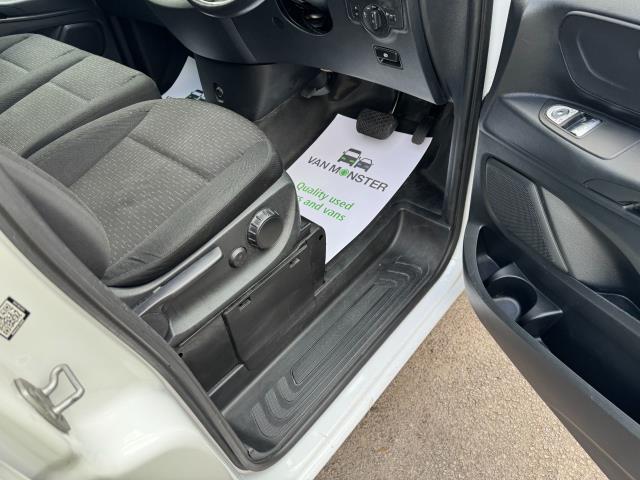 2021 Mercedes-Benz Vito 116 CDI L3 Progressive Van 9G-Tronic (KM71NYP) Image 17