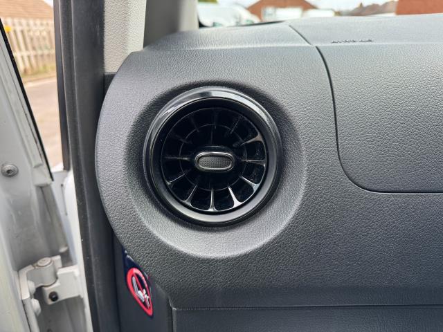 2021 Mercedes-Benz Vito 116 CDI L3 Progressive Van 9G-Tronic (KM71NYP) Image 41