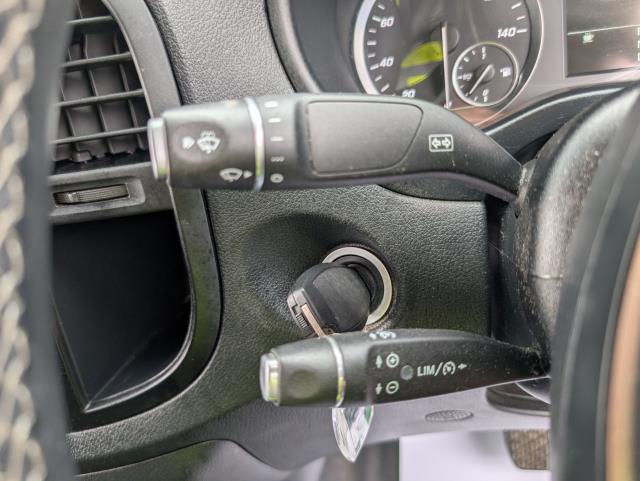 2021 Mercedes-Benz Vito 116Cdi Progressive Van 9G-Tronic (KM71NYT) Image 29