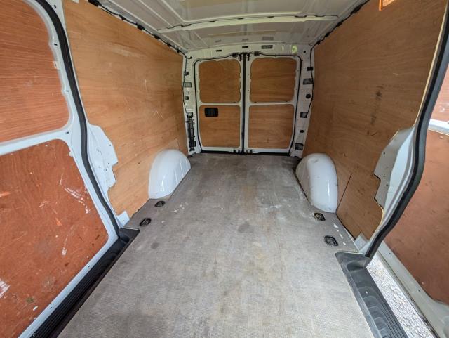 2021 Mercedes-Benz Vito 116Cdi Progressive Van 9G-Tronic (KM71NYT) Image 7