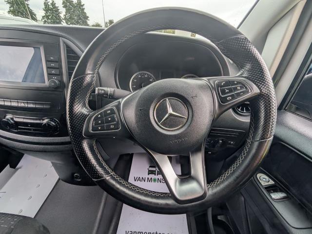 2021 Mercedes-Benz Vito 116Cdi Progressive Van 9G-Tronic (KM71NYT) Image 17