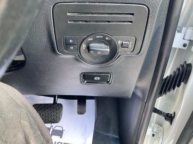 2021 Mercedes-Benz Vito 116Cdi Progressive Van 9G-Tronic (KM71NZC) Image 36