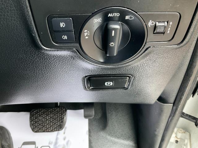 2021 Mercedes-Benz Vito 116Cdi Progressive Van 9G-Tronic (KM71NZP) Image 36