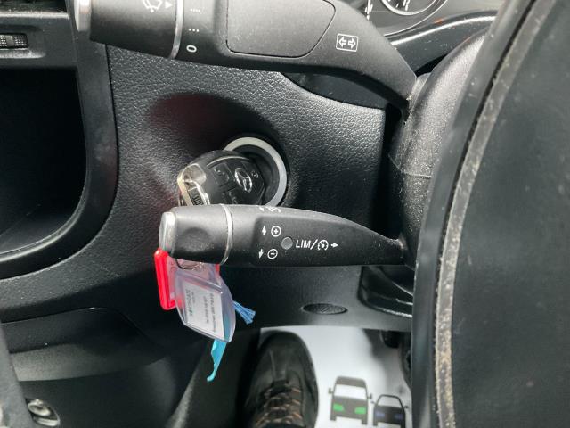 2021 Mercedes-Benz Vito 116Cdi Progressive Van 9G-Tronic (KM71NZP) Image 32