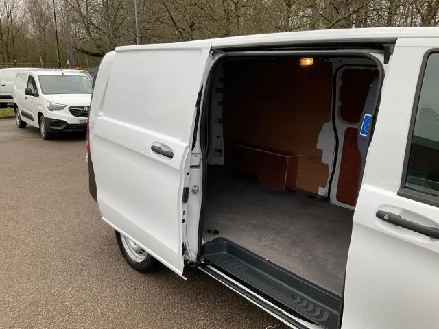 2021 Mercedes-Benz Vito 116Cdi Progressive Van 9G-Tronic (KM71NZP) Image 15