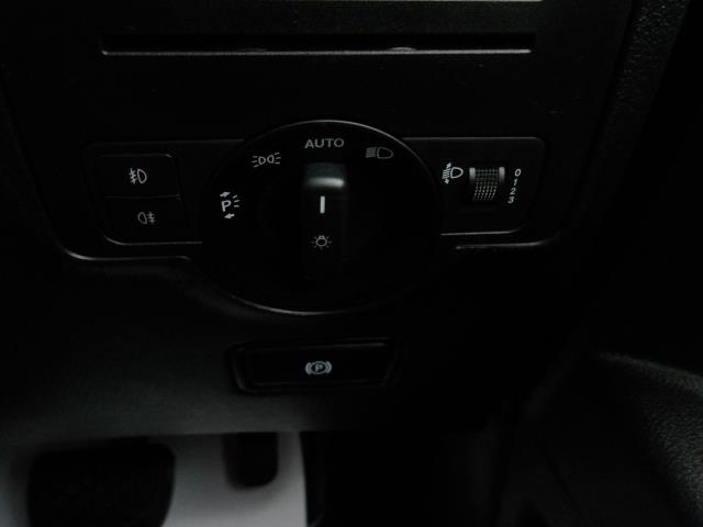 2021 Mercedes-Benz Vito 116Cdi Progressive Van 9G-Tronic (KM71NZR) Image 26