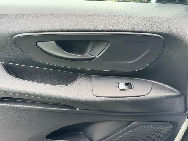 2022 Mercedes-Benz Vito 116 CDI L3 Progressive Van 9G-Tronic (KM71OAN) Image 43