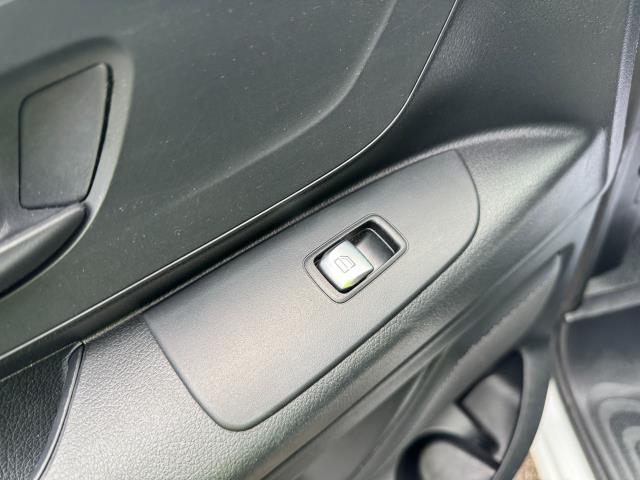 2022 Mercedes-Benz Vito 116 CDI L3 Progressive Van 9G-Tronic (KM71OAN) Image 42