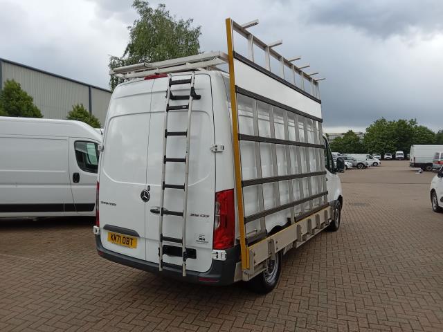 2021 Mercedes-Benz Sprinter 3.5T H2 Progressive Glass (Frail) Carrier Van (KM71OBT) Image 7