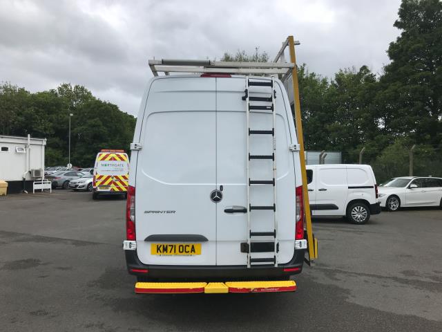 2021 Mercedes-Benz Sprinter 3.5T L2 H2 Progressive Van (KM71OCA) Image 8