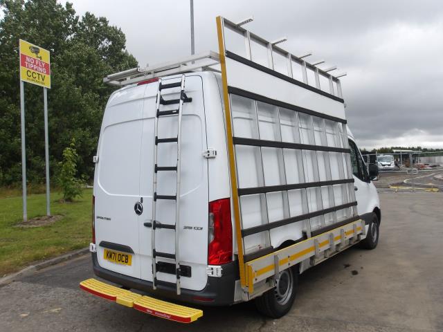 2021 Mercedes-Benz Sprinter 315Cdi  L2 H2 3.5T Progressive Van with Glazing Rack and Roof Rack  (KM71OCB) Image 8