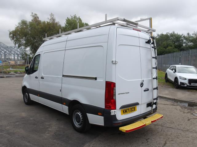 2021 Mercedes-Benz Sprinter 315Cdi  L2 H2 3.5T Progressive Van with Glazing Rack and Roof Rack  (KM71OCB) Image 6