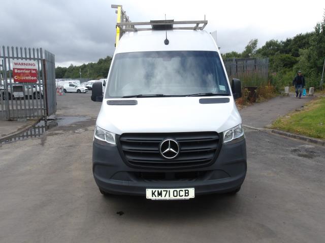 2021 Mercedes-Benz Sprinter 315Cdi  L2 H2 3.5T Progressive Van with Glazing Rack and Roof Rack  (KM71OCB) Image 3