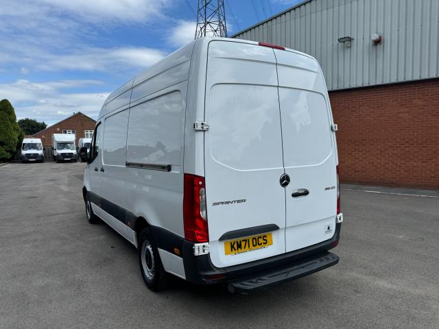 2021 Mercedes-Benz Sprinter 315CDI L2 RWD 3.5T H2 Progressive Van (KM71OCS) Image 7