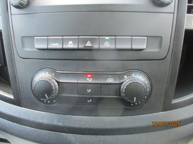 2021 Mercedes-Benz Vito 116Cdi Progressive Van 9G-Tronic (KM71OXZ) Image 26