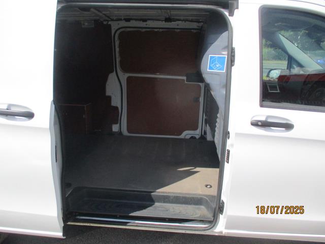 2021 Mercedes-Benz Vito 116Cdi Progressive Van 9G-Tronic (KM71OXZ) Image 35