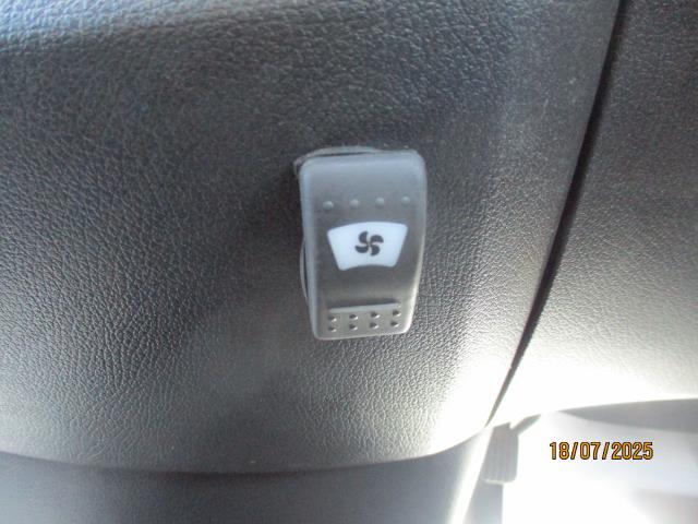 2021 Mercedes-Benz Vito 116Cdi Progressive Van 9G-Tronic (KM71OXZ) Image 27