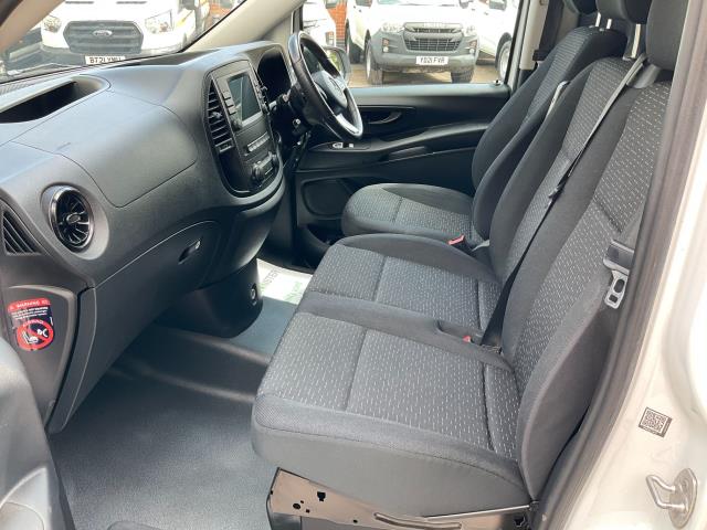 2021 Mercedes-Benz Vito 116Cdi Progressive Van 9G-Tronic (KM71OYJ) Image 7