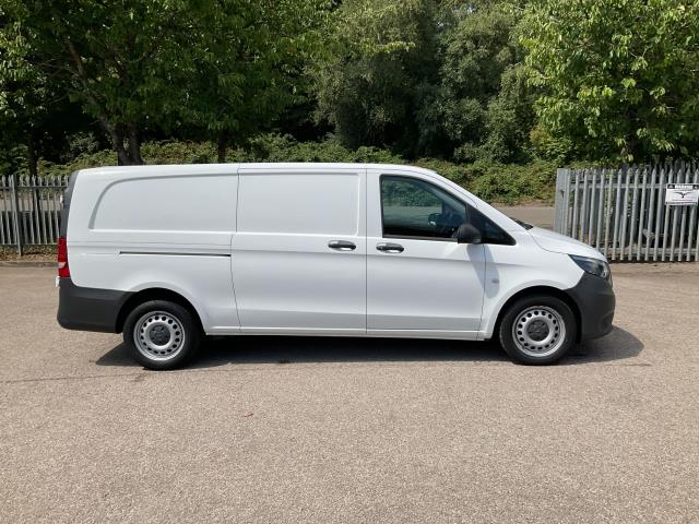 2021 Mercedes-Benz Vito 116Cdi Progressive Van 9G-Tronic (KM71OYJ) Image 15