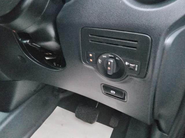 2021 Mercedes-Benz Vito 116Cdi Progressive Van 9G-Tronic (KM71VGU) Image 29
