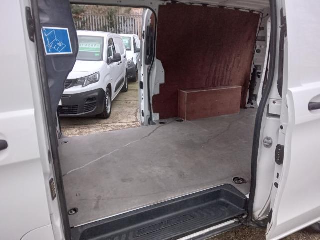 2021 Mercedes-Benz Vito 116Cdi Progressive Van 9G-Tronic (KM71VGU) Image 18