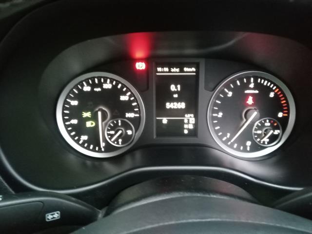 2021 Mercedes-Benz Vito 116Cdi Progressive Van 9G-Tronic (KM71VGU) Image 27