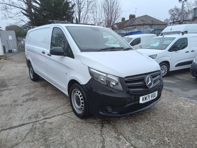 2021 Mercedes-Benz Vito 116Cdi Progressive Van 9G-Tronic (KM71VGU) Image 2