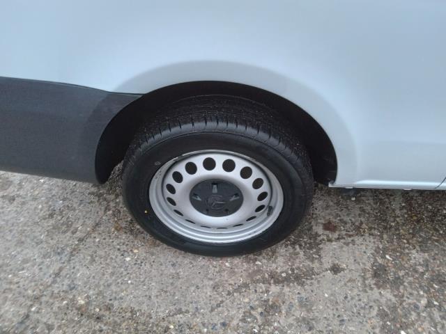 2021 Mercedes-Benz Vito 116Cdi Progressive Van 9G-Tronic (KM71VGU) Image 33