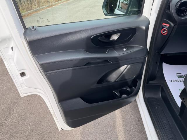 2021 Mercedes-Benz Vito L3 116Cdi Progressive Van 9G-Tronic (KM71VHF) Image 39