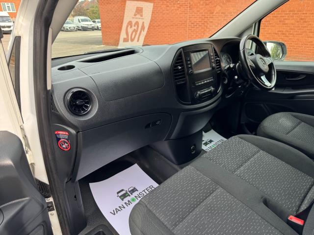 2021 Mercedes-Benz Vito L3 116Cdi Progressive Van 9G-Tronic (KM71VHF) Image 35