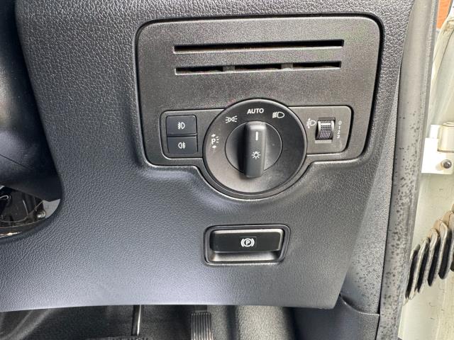 2021 Mercedes-Benz Vito L3 116Cdi Progressive Van 9G-Tronic (KM71VHF) Image 27