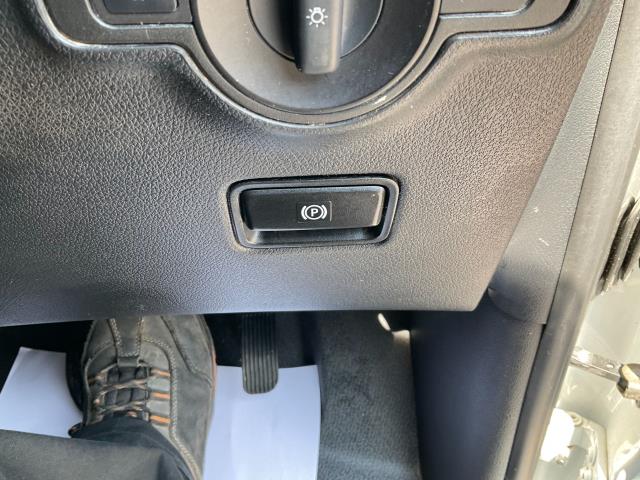 2021 Mercedes-Benz Vito 116Cdi Progressive Van 9G-Tronic (KM71WLK) Image 40