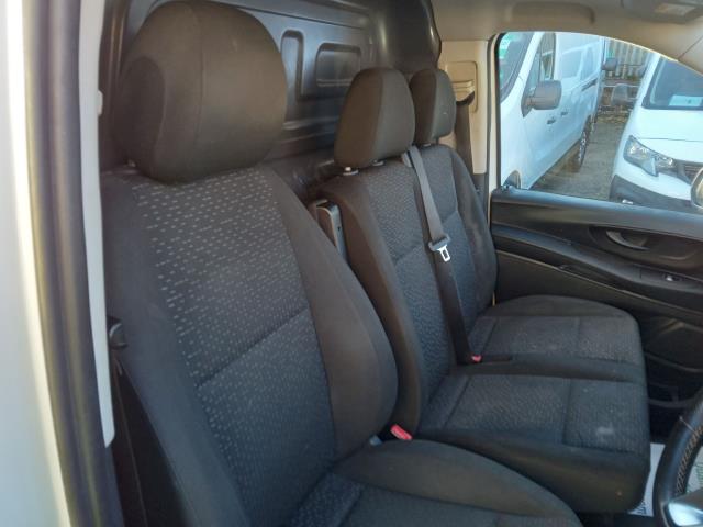 2021 Mercedes-Benz Vito 116Cdi Progressive Van 9G-Tronic (KM71WLV) Image 22