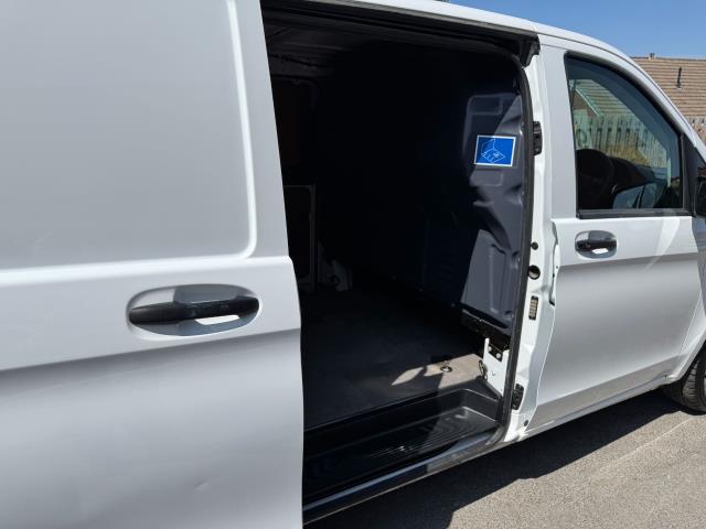 2022 Mercedes-Benz Vito L2 114Cdi Progressive Van (KM72BKX) Image 49