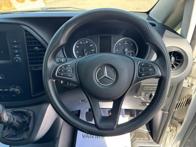 2022 Mercedes-Benz Vito L2 114Cdi Progressive Van (KM72BKX) Image 22