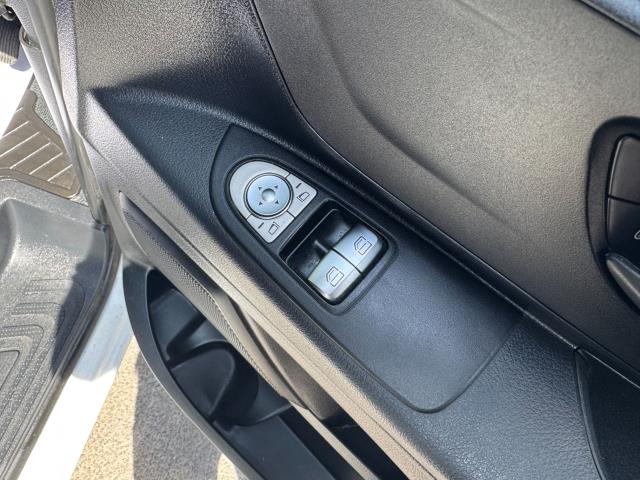2022 Mercedes-Benz Vito L2 114Cdi Progressive Van (KM72BKX) Image 19