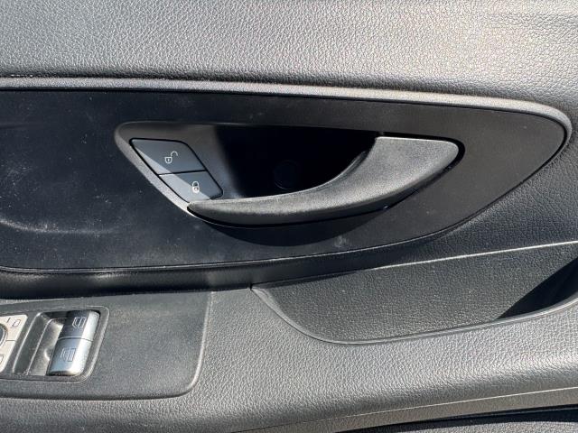 2022 Mercedes-Benz Vito L2 114Cdi Progressive Van (KM72BKX) Image 20