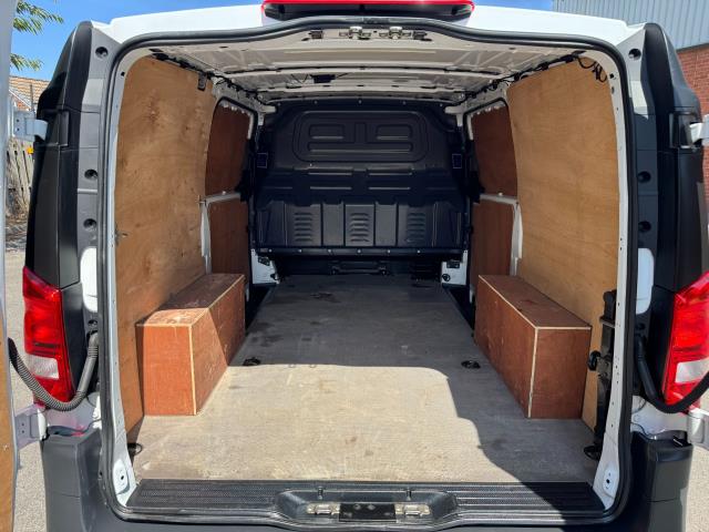 2022 Mercedes-Benz Vito L2 114Cdi Progressive Van (KM72BKX) Image 53