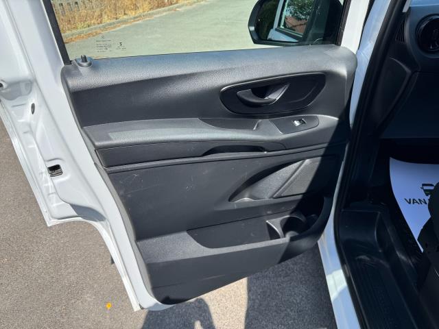 2022 Mercedes-Benz Vito L2 114Cdi Progressive Van (KM72BKX) Image 40