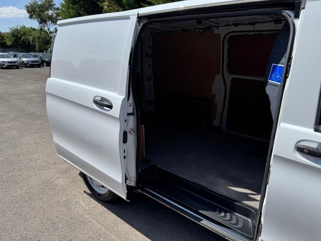2022 Mercedes-Benz Vito L2 114Cdi Progressive Van (KM72BKX) Image 50
