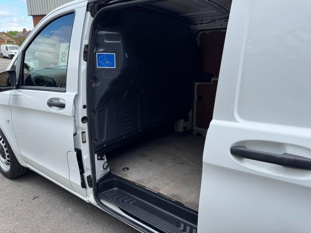 2022 Mercedes-Benz Vito 114 CDI L2 Progressive Van (KM72TEV) Image 50