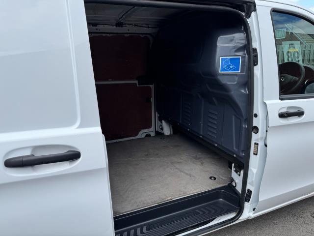 2022 Mercedes-Benz Vito 114 CDI L2 Progressive Van (KM72TEV) Image 53